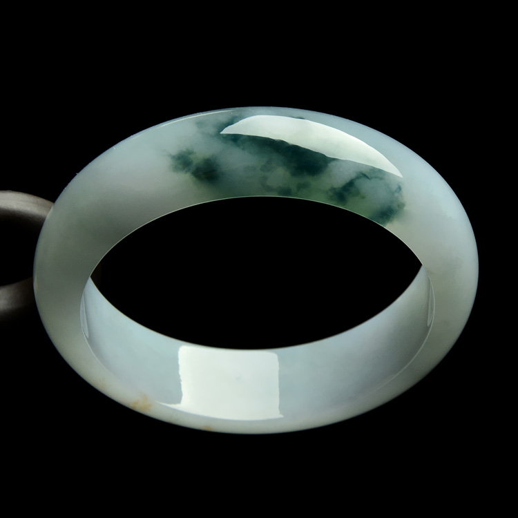 糯冰种飘花略带黄翡手镯（59.1mm）