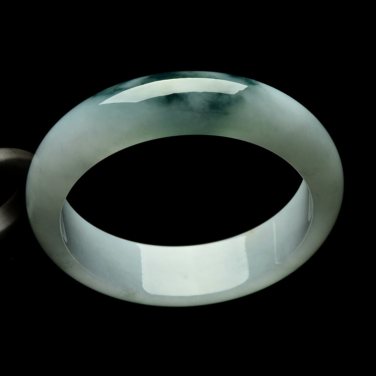 糯冰种飘花略带黄翡手镯（59.1mm）