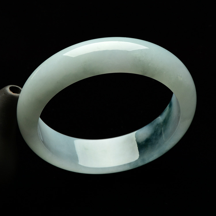 糯冰种飘花略带黄翡手镯（59.1mm）