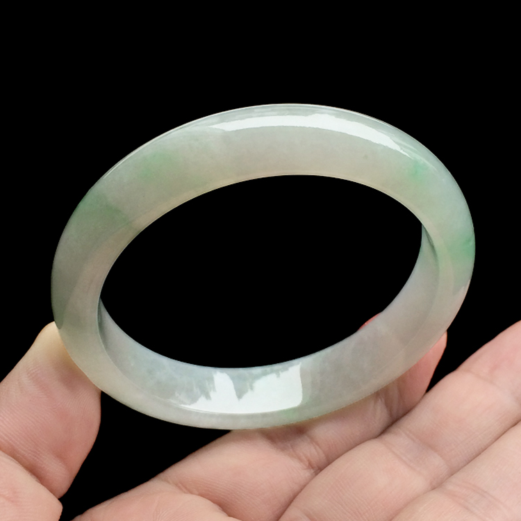 （超值推荐）糯冰种飘花手镯（58.2mm）