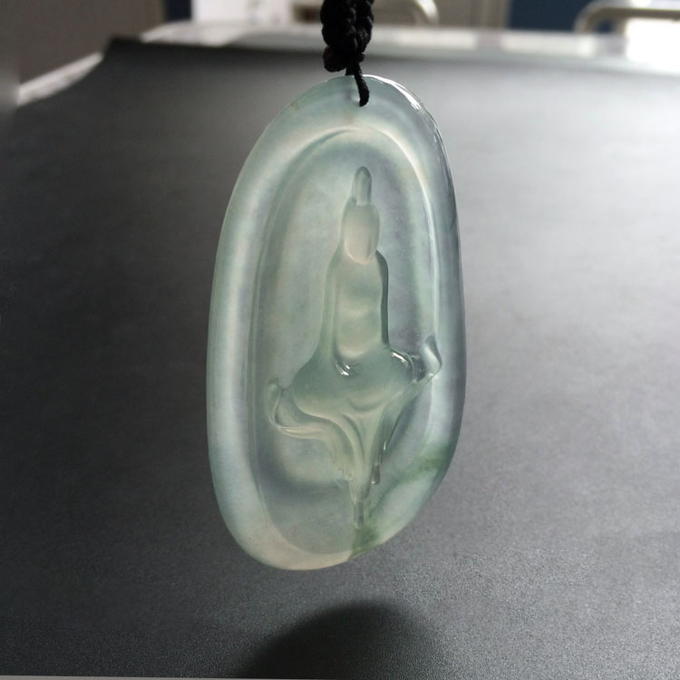 （超值推荐）冰种晴水略飘花自在心挂件