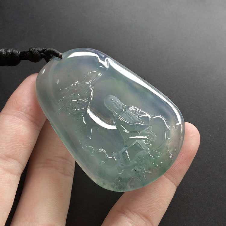 （超值推荐）冰种飘花略带淡紫罗兰道法自然挂件