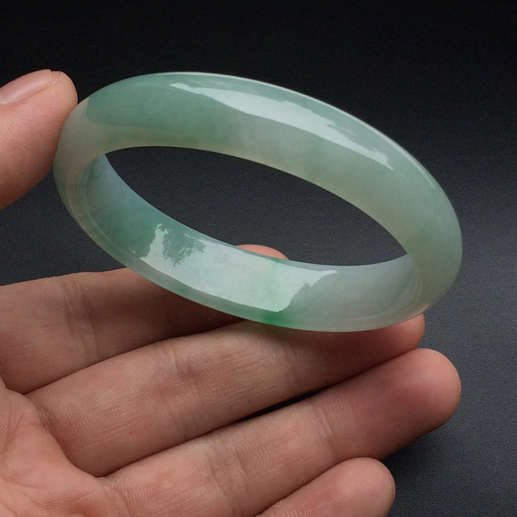 （超值推荐）糯冰种飘翠贵妃镯（55mm-48.1mm）