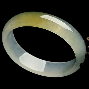 （超值推荐）冰种黄翡贵妃镯（57.3mm-52.3mm）