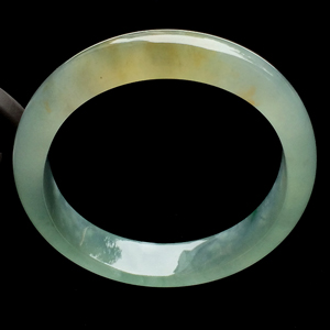 （超值推荐）冰种晴水黄翡略飘翠贵妃镯（56mm-46.5mm）