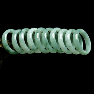 （超值推荐）糯冰种飘花手镯（10支一批走）（最大：60.1mm 最小：56.1mm）