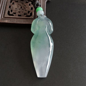 （超值推荐）冰种飘花旗袍挂件