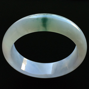 （超值推荐）糯冰种晴水手镯（56.3mm）