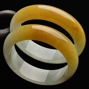 糯冰种鸡油黄手镯一对（55.1mm/56mm）