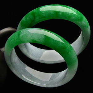 （超值推荐）糯冰种阳绿手镯一对（59.2mm/58.3mm）