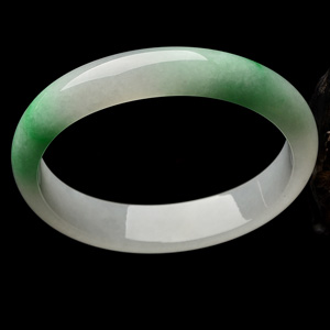 （超值推荐）糯冰种飘翠贵妃镯（55.8mm-48.8mm）