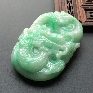 (超值推荐)糯冰种飘豆绿龙腾四海挂件