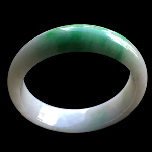 （超值推荐）糯冰种飘翠手镯（58.3mm）