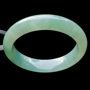 （超值推荐）糯冰种晴水手镯（57.6mm）
