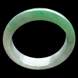 （超值推荐）糯冰种飘翠手镯（56.3mm）