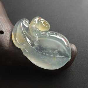（超值推荐）冰种晴水略带黄翡玉兰花挂件