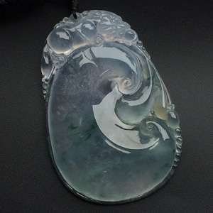 冰玻种飘花如意挂件