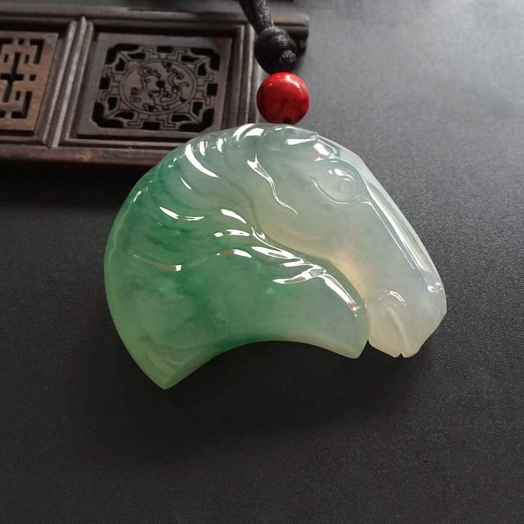 （超值推荐）冰种飘翠马到成功挂件