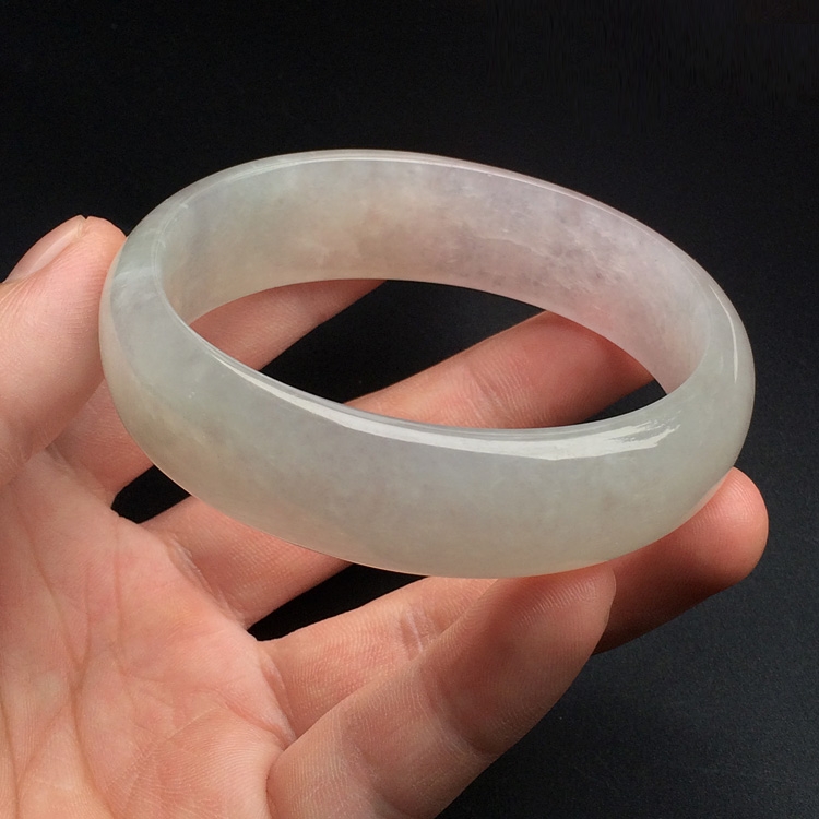 （超值推荐见）糯冰种晴水淡紫罗兰贵妃镯（59.3mm-50.7mm）