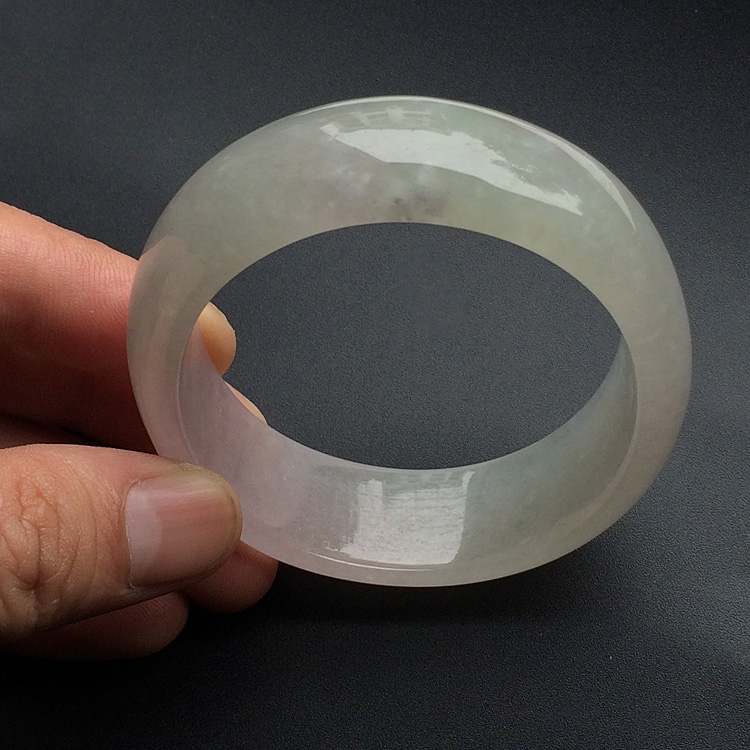 （超值推荐见）糯冰种晴水淡紫罗兰贵妃镯（59.3mm-50.7mm）