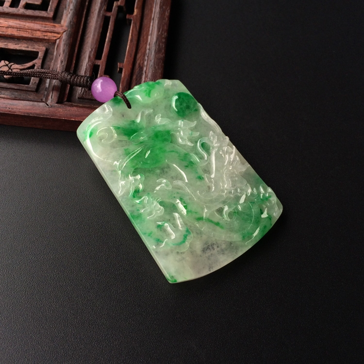 (超值推荐)糯冰种飘翠龙牌挂件