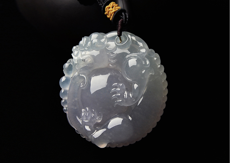 冰种晴水淡紫罗兰龙抱珠挂件