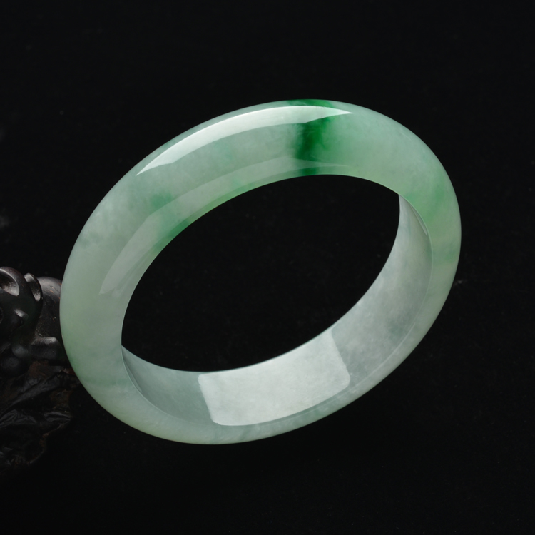 (超值推荐)糯冰种晴水飘翠手镯(58.1mm/57.1mm)(一对)