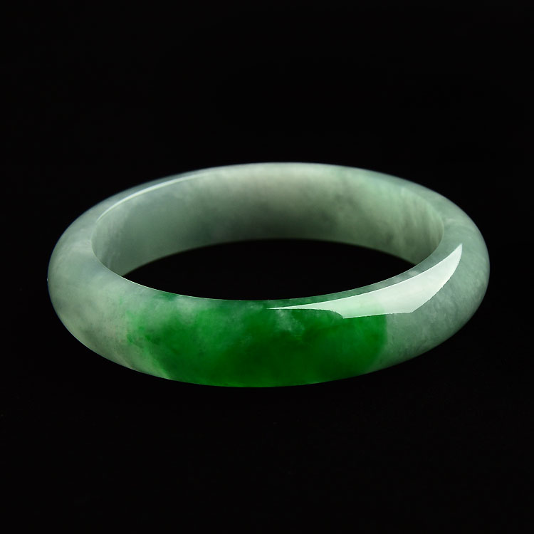 （超值推荐）糯冰种飘阳绿手镯（55.1mm）