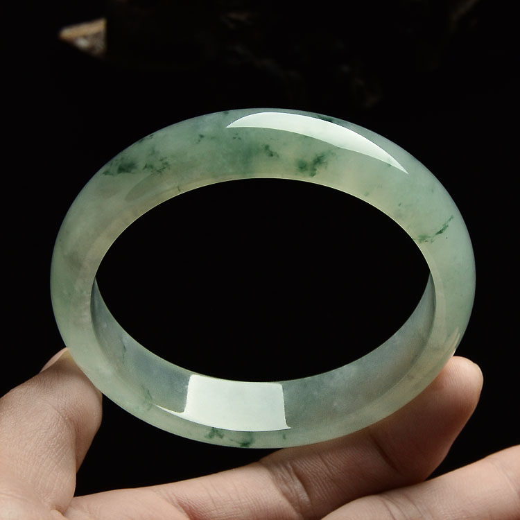 （超值推荐）糯冰种飘花手镯（59.3mm）
