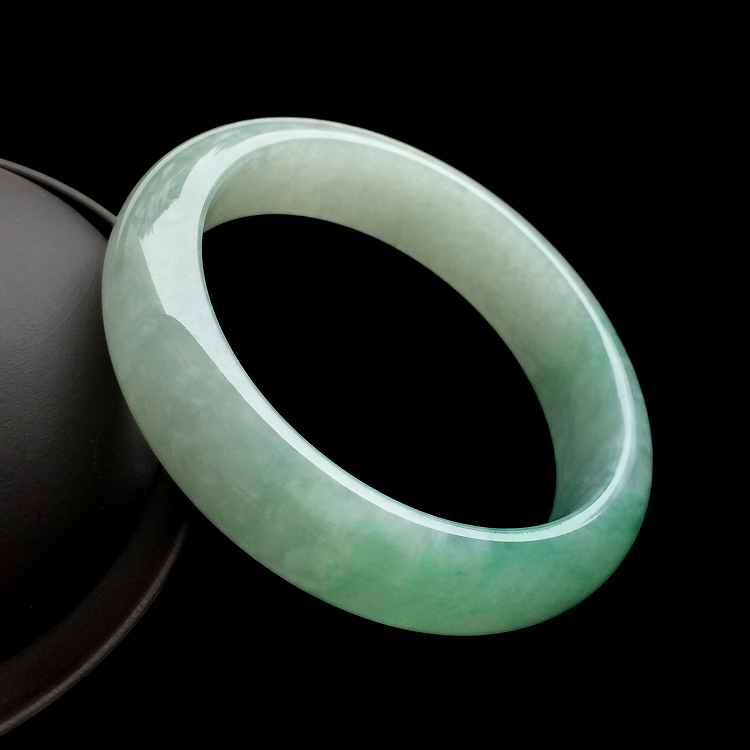 糯冰种飘翠手镯（56.3mm）