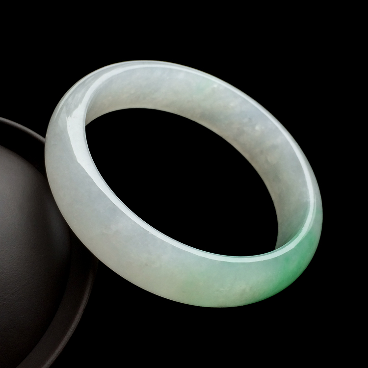 糯冰种飘翠手镯（59mm）