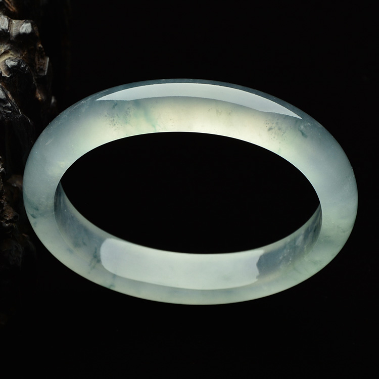 （超值推荐）冰种飘花贵妃镯（56mm-48.4mm）