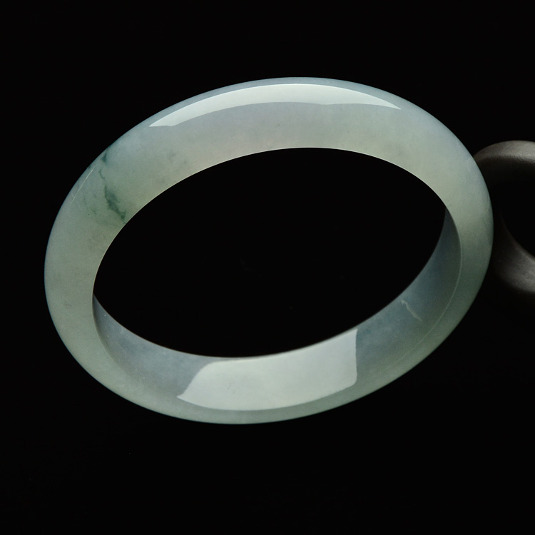 （超值推荐）糯冰种飘花手镯（57mm）