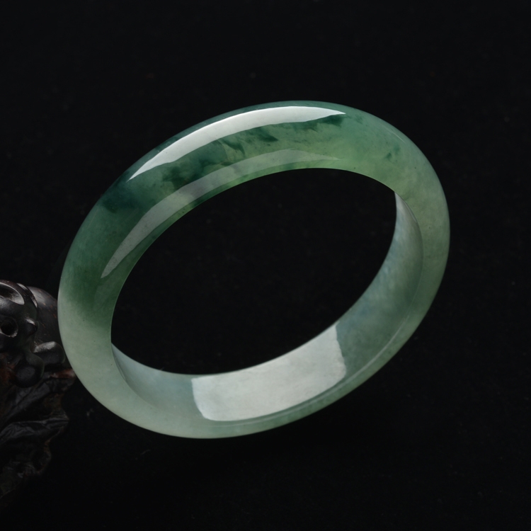 （超值推荐）冰种晴水飘花手镯(59.4mm)