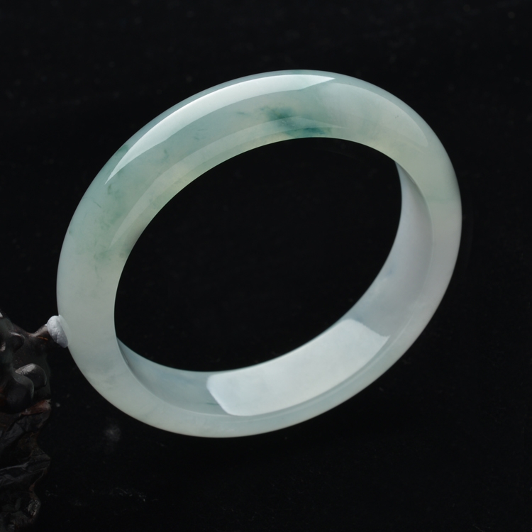 (超值推荐)冰种飘花手镯(55.7mm)