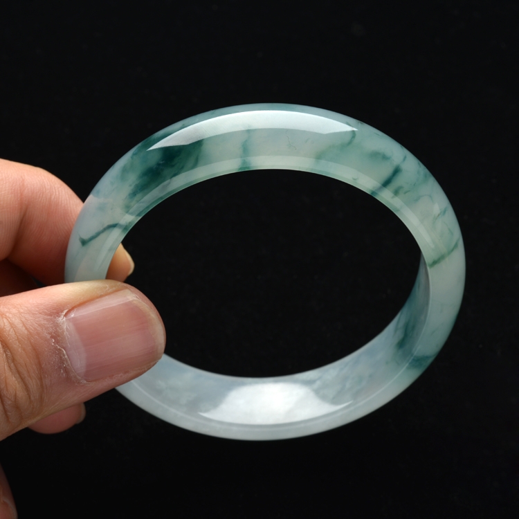 (超值推荐)冰种飘花手镯(58.2mm)