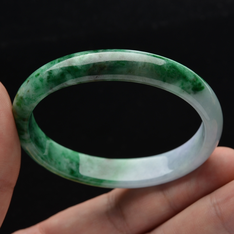(超值推荐)糯冰种廯加绿略带紫罗兰贵妃镯(53.3mm-45.2mm)