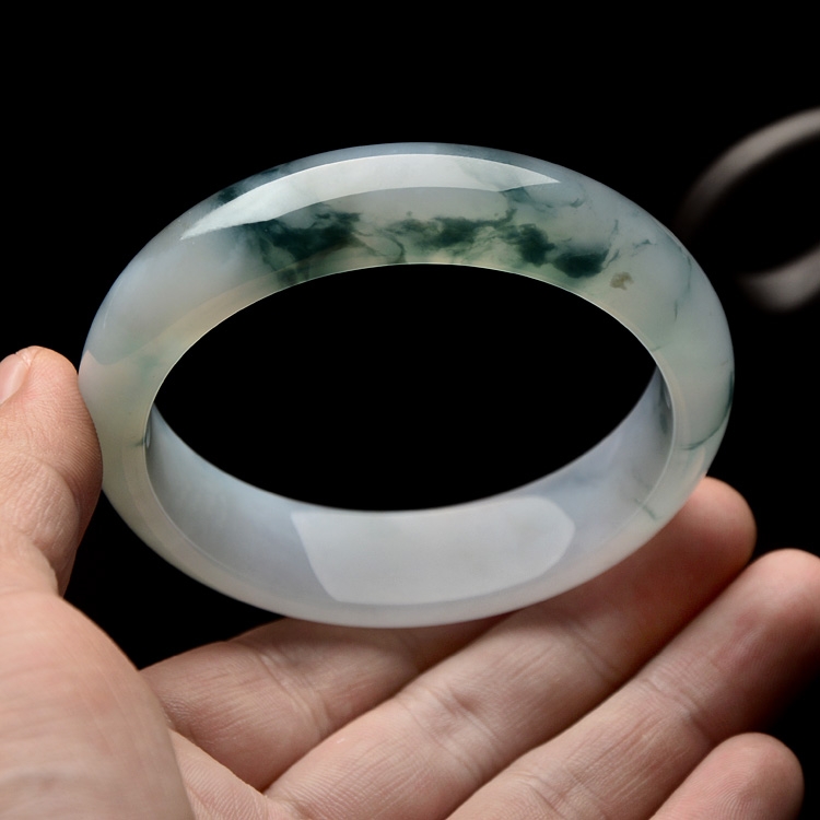 （超值推荐）冰种飘花手镯（58.2mm）