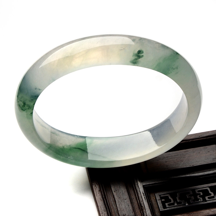 （超值推荐）冰种飘花贵妃镯（56.7mm-48mm）