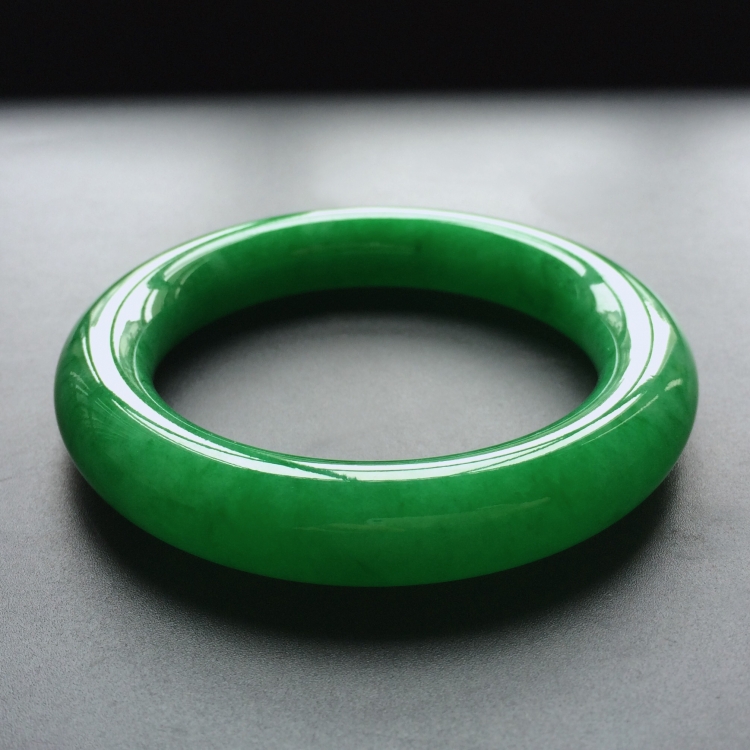 (超值推荐)糯冰种正阳绿圆条手镯(54.5mm)