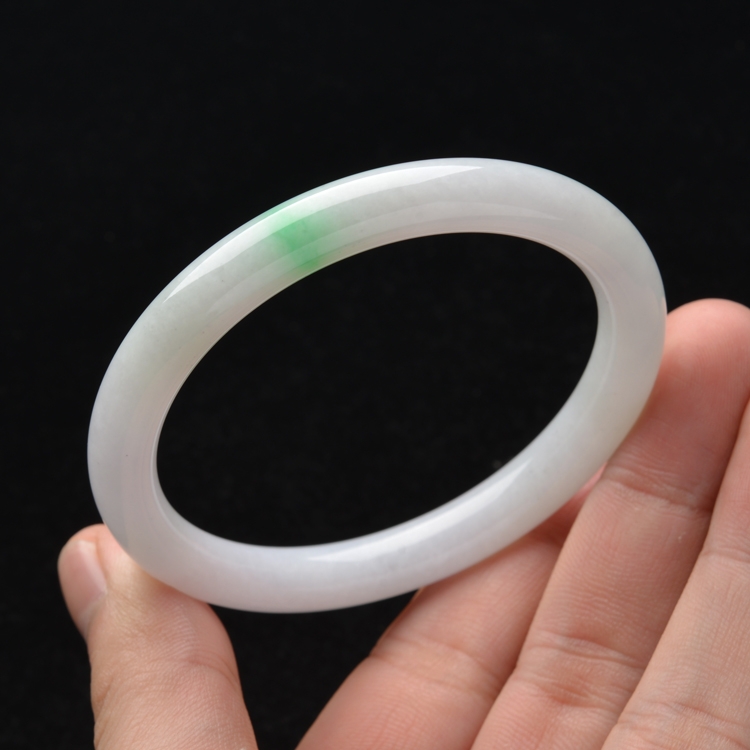 (超值推荐)糯冰种白底青圆条手镯(52.4mm)