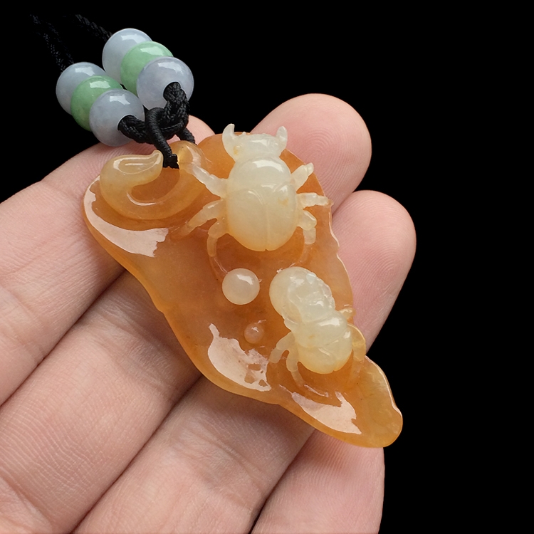 （超值推荐）糯冰种鸡油黄富甲天下挂件