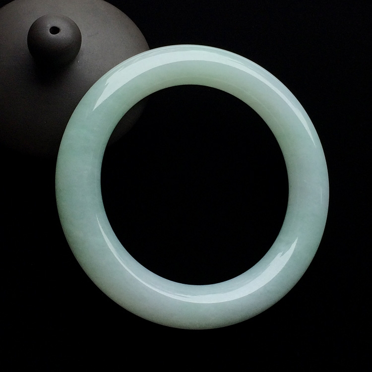 （超值推荐）糯冰种晴水圆条手镯（49.6mm）