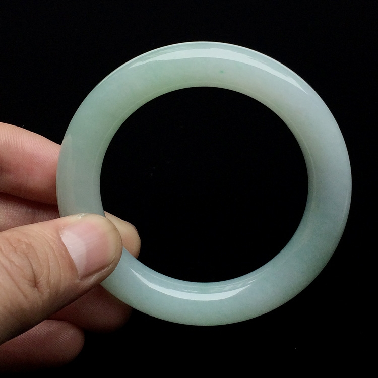 （超值推荐）糯冰种晴水圆条手镯（49.6mm）