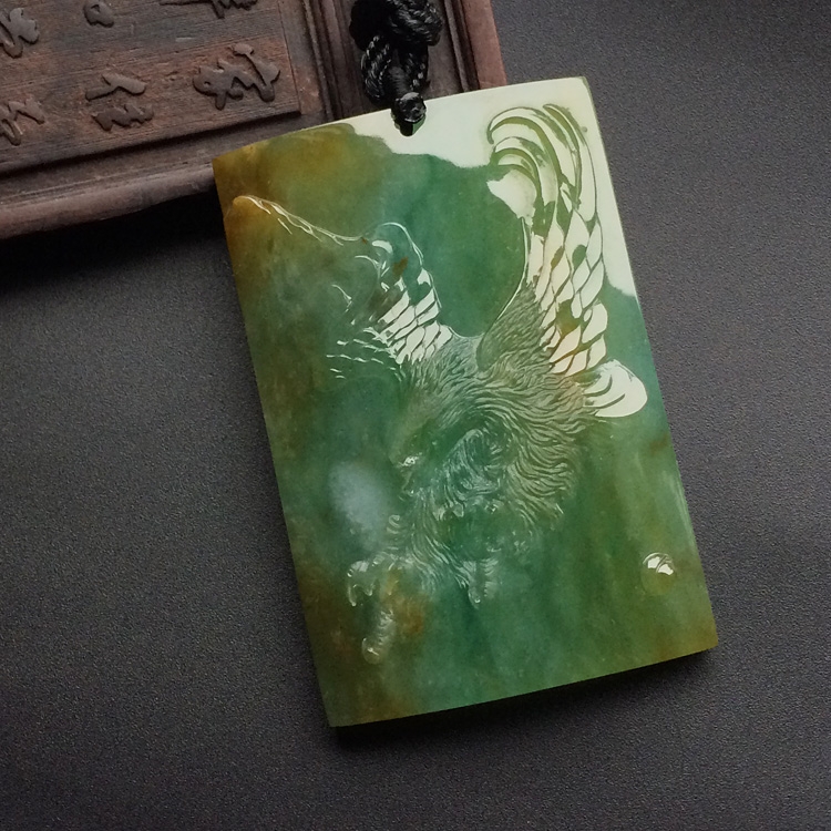 （超值推荐）（高松峰大师作品）糯冰种晴水黄翡大展宏图挂件