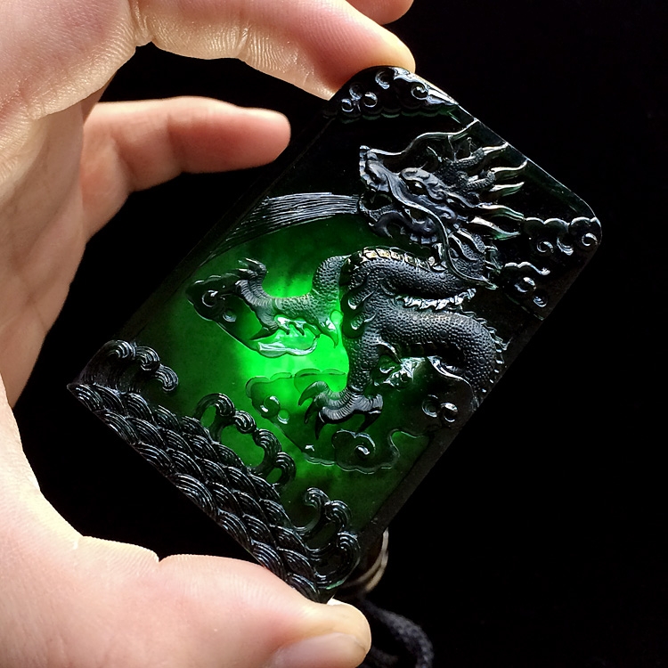（超值推荐）冰玻种墨翠龙牌挂件