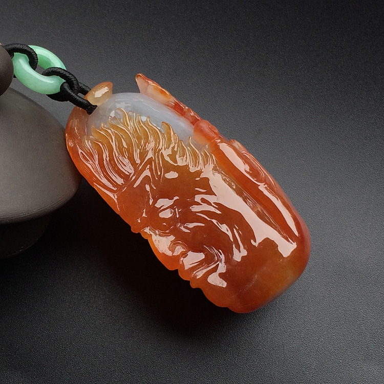 （超值推荐）（高松峰大师作品）糯冰种红黄翡一念之间挂件