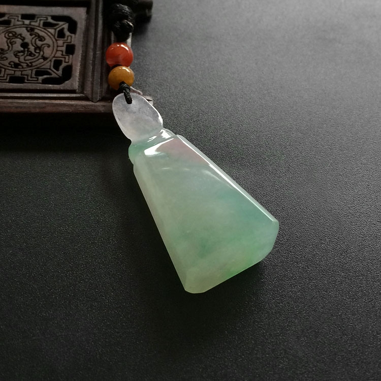 （超值推荐）冰种飘翠静悟挂件/印章