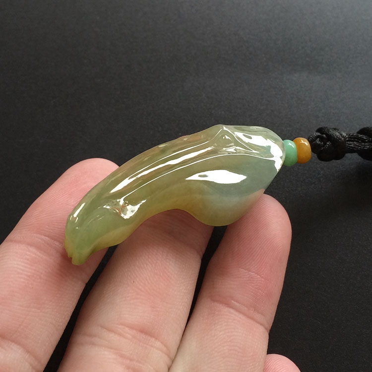 （超值推荐）糯冰种淡黄翡一马当先挂件