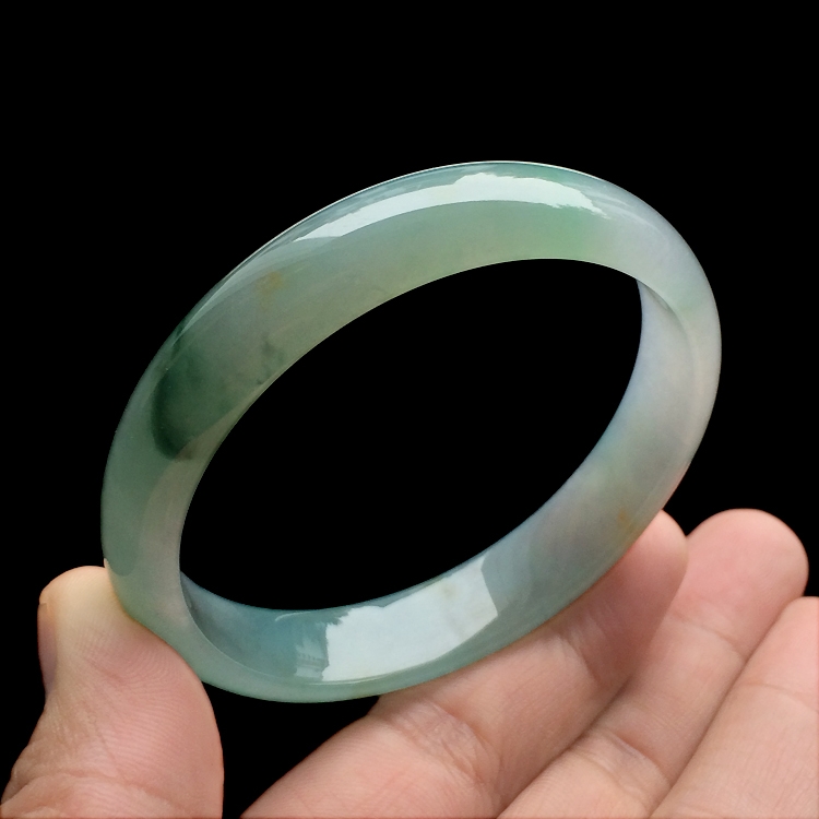 （超值推荐）糯冰种飘花手镯（58.1mm）